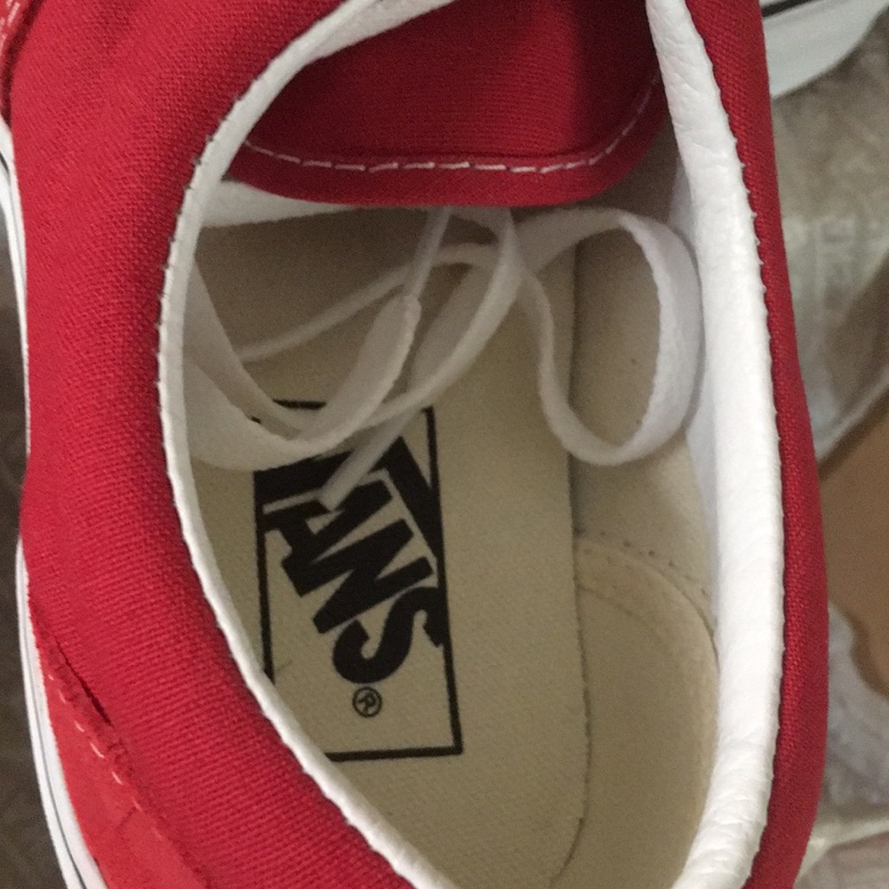 VANS ERA Skateboard Low Top Sneakers Shoes Men 9.5 Women 11 Red Vegan Suede - Picture 3 of 9